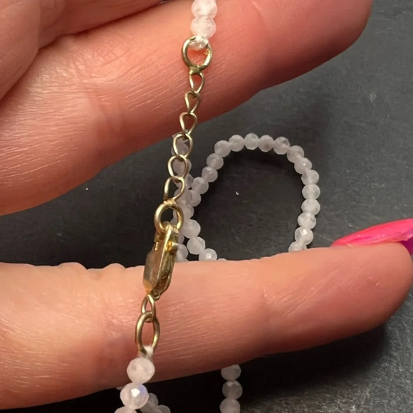 Rainbow moonstone and pearl necklace with sterling silver clasp - Picture 7 of 12